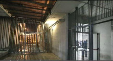 Immigrazione: protesta choc, al Cie di Roma bocche cucite 