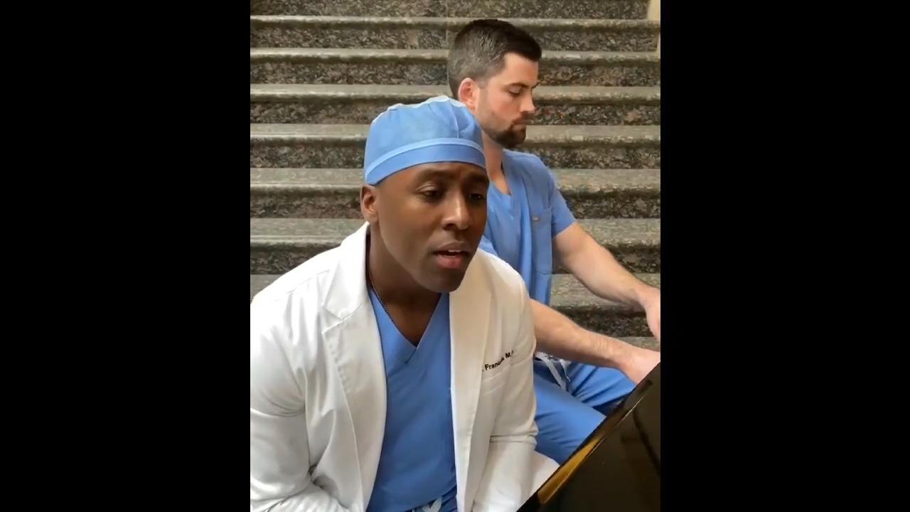 Coronavirus. Usa, chirurgo strega web con "Imagine" e lancia...