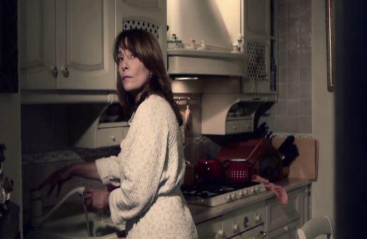 Di spalle: quando i pregiudizi sono "di casa"