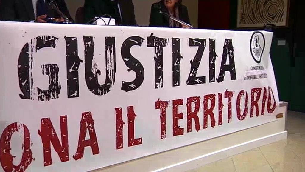 Soppressione Tribunali, riunito a L'Aquila il comitato pro-referedum