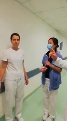 Coronavirus. Quanto è facile infettarsi, il video di Bassetti