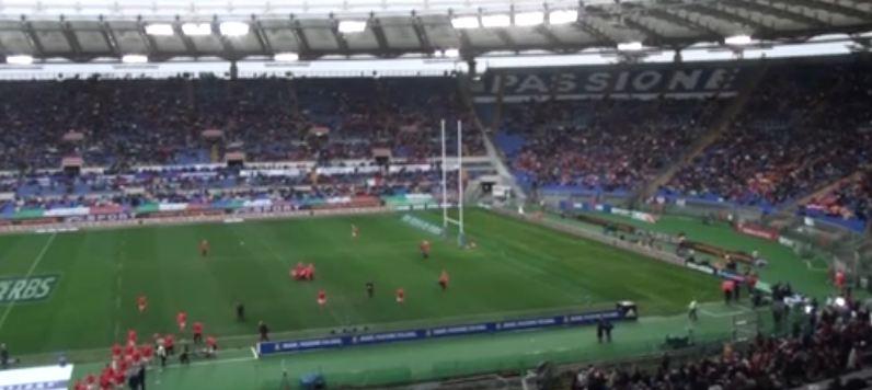 Rugby: l'Italia brutta, Galles vincente