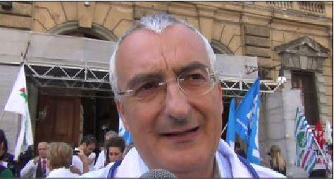 Segretario Cgil medici: 'Sempre meno risorse, 10mila precari' 