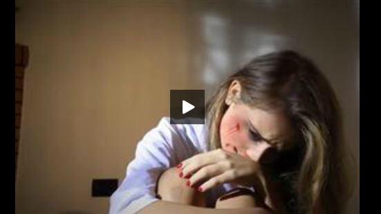 Rosario Miraggio canta contro l'"amore" violento